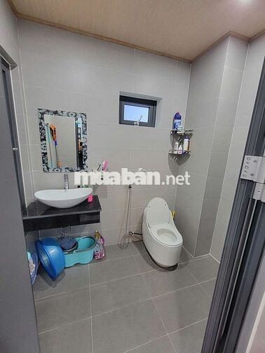 NHÀ 3 TẦNG MỚI GẦN VÕ CHÍ CÔNG