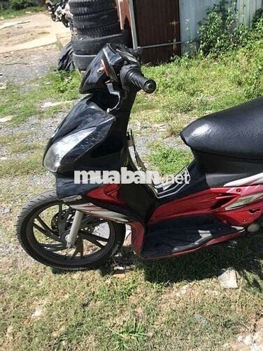 Suzuki Hayate Thái Lan màu Đỏ Đen