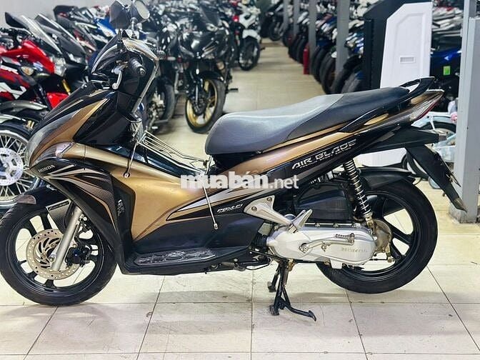 XE MÁY THỊNH PHÁT-AIR BLADE 110 VÀNG ĐEN ĐỜI  2012