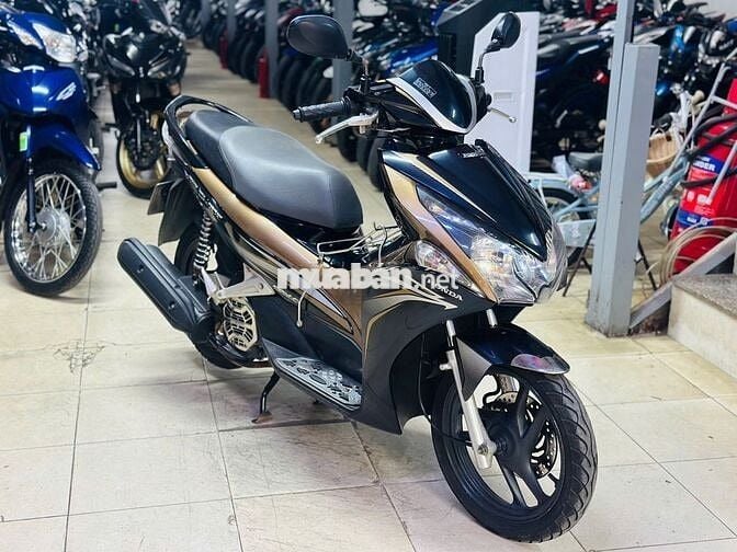 XE MÁY THỊNH PHÁT-AIR BLADE 110 VÀNG ĐEN ĐỜI  2012