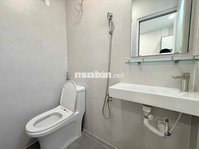BÁN GẤP CHUNG CƯ MỚI FULL NỘI THẤT LẠC LONG QUÂN LẦU 2