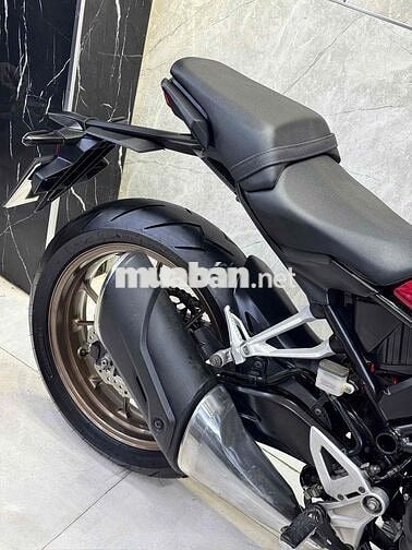 Honda CB300R Đỏ Xe côn tay