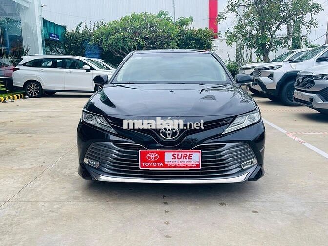 Toyota Camry 2.5Q 2020 Đen 51,635 Km