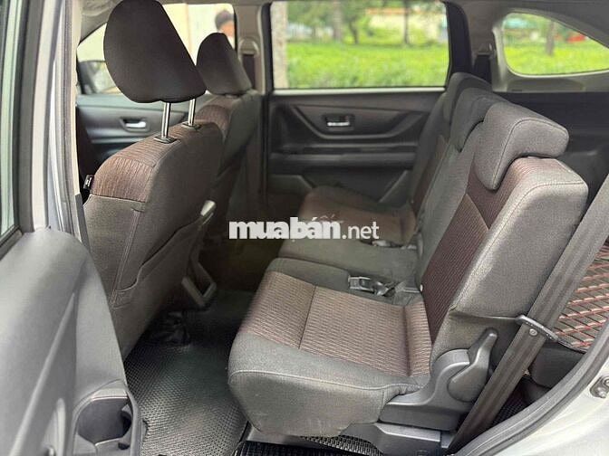 Toyota Avanza Premio CVT 2023 Bạc 60.000 km