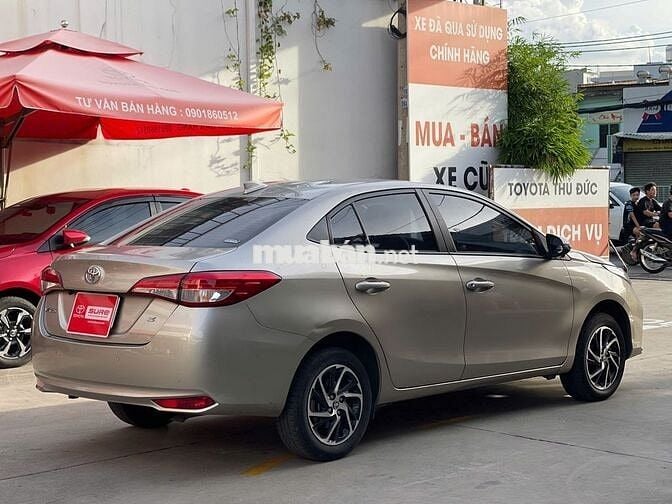 Toyota Vios E CVT 2022 Nâu vàng 23.514 km