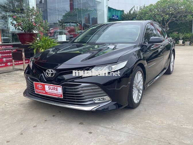 Toyota Camry 2.5Q 2020 Đen 51,635 Km