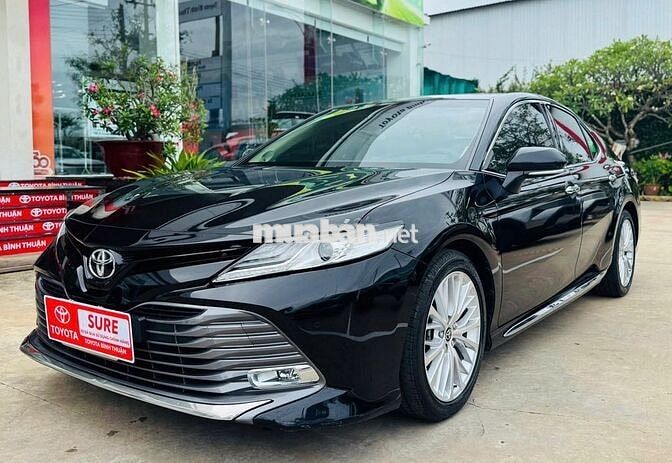 Toyota Camry 2.5Q 2020 Đen 51,635 Km