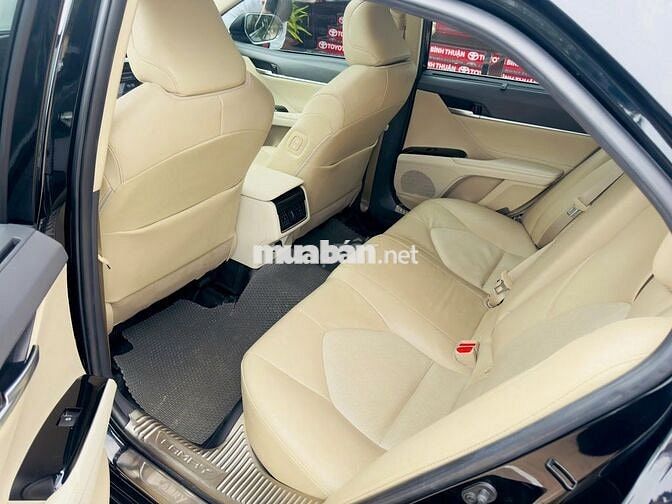 Toyota Camry 2.5Q 2020 Đen 51,635 Km