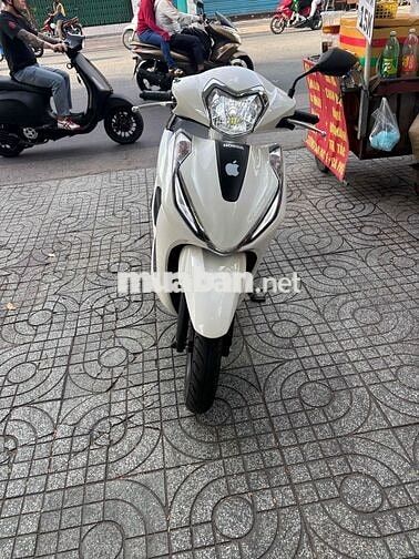 Honda Lead 2026 Trắng 2400km
