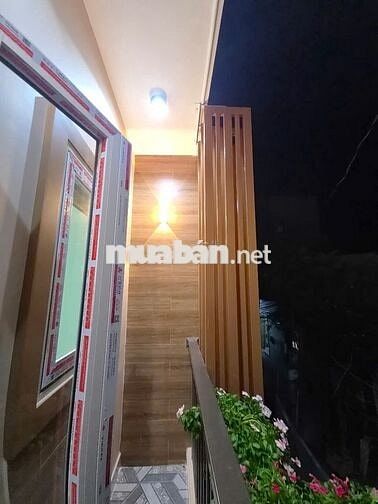 Nhà đẹp sát Quận trung tâm - Quận 8 - 3 phòng ngủ có pn trệt