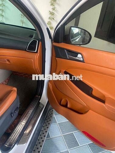 Hyundai Tucson 2.0D 2019 Tự động Trắng