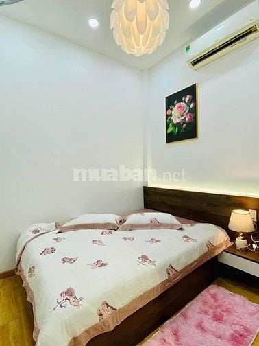 Bán nhà hẻm, Nguyễn Công Trứ, Bình Thạnh, 42 m² (3m x 14m), 3 phòng