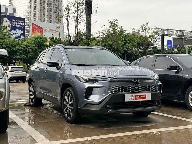 Toyota Corolla Cross 1.8V 2024 1 chủ lướt 12.300Km