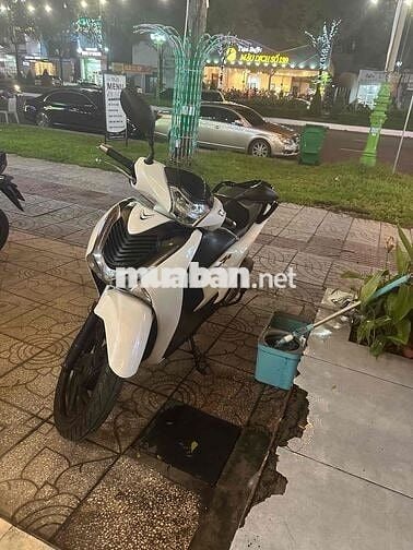 Honda SH 2018 Trắng Cần Thơ