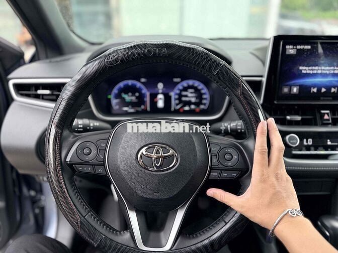 Toyota Corolla Cross 1.8V 2024 1 chủ lướt 12.300Km