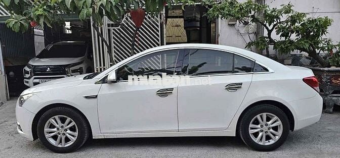 Chevrolet Cruze LS 2014 Số sàn Trắng