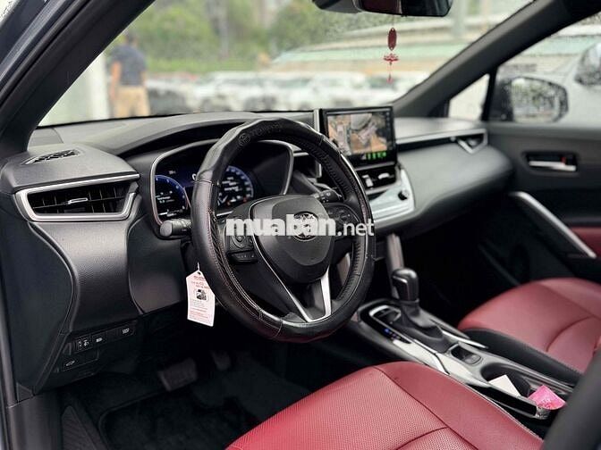 Toyota Corolla Cross 1.8V 2024 1 chủ lướt 12.300Km