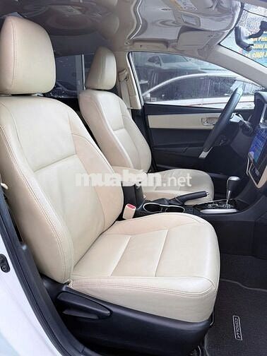 Toyota Corolla Altis 1.8G AT 2019 Trắng