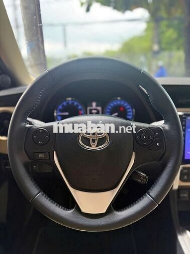 Toyota Corolla Altis 1.8G AT 2019 Trắng