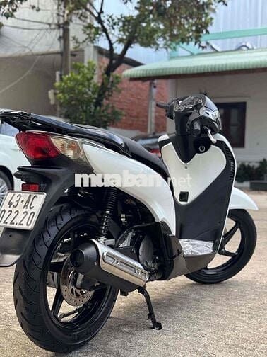 Honda SH125 Ý Trắng số máy 1059 xe đẹp nguyên rin
