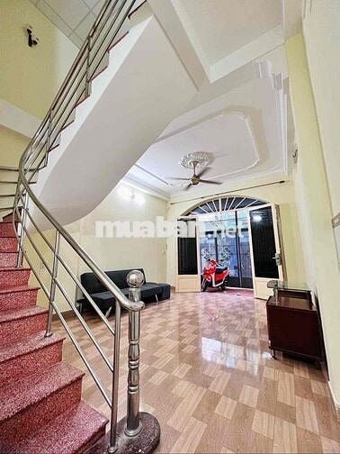 CHO THUÊ NHÀ HẺM LÂM VĂN BỀN 5M x 10M ( 3 PHÒNG NGỦ )