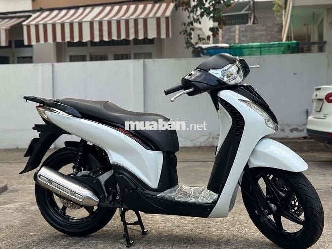 Honda SH125 Ý Trắng số máy 1059 xe đẹp nguyên rin