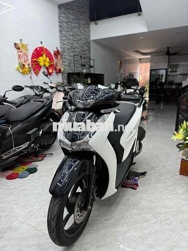 Honda SH 125i 2023 Trắng đen Việt Nam