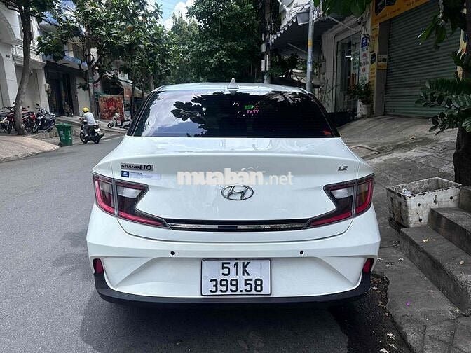 Hyundai Grand i10 2022 bản full Số tự động Trắng
