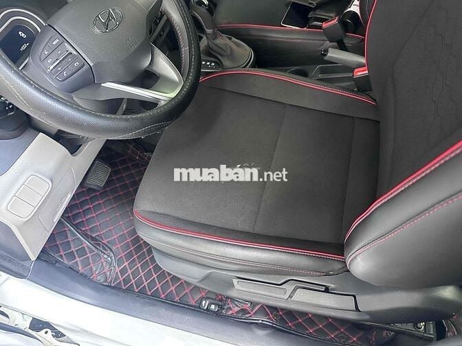 Hyundai Grand i10 2022 bản full Số tự động Trắng