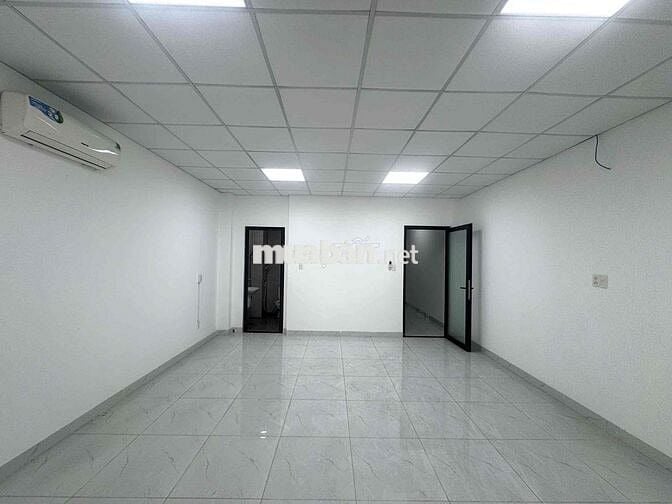CHO THUÊ VĂN PHÒNG CITYLAND CÓ NỘI THẤT, CÓ HẦM ĐỂ XE 6TR