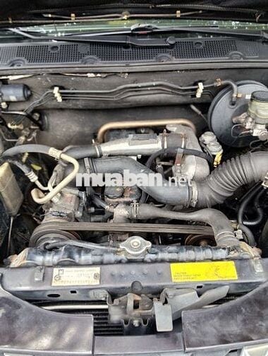 Isuzu 2008 màu nho