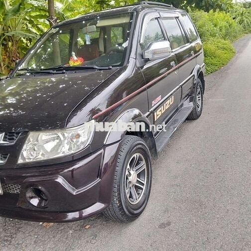 Isuzu 2008 màu nho