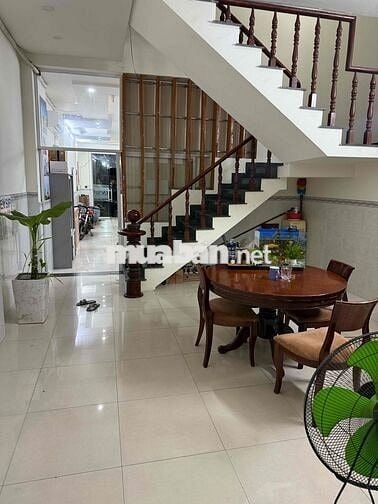 CHÍNH CHỦ CẦN TIỀN BÁN GẤP CĂN NHÀ 2 LẦU TẠI KDC VIỆT SING