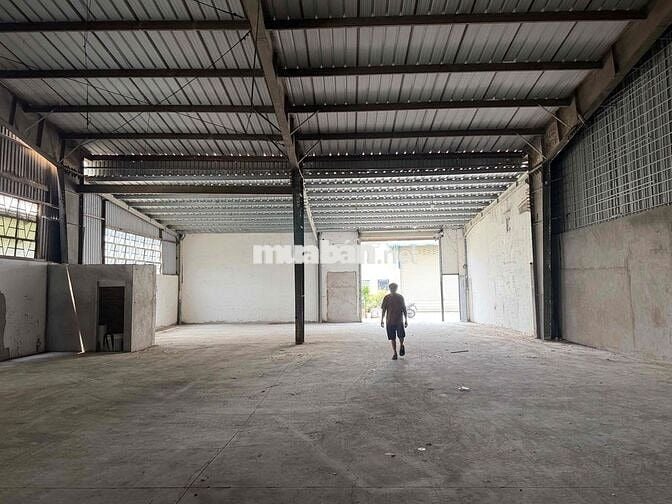 Cho Thuê Kho Xưởng 300m2 - 20tr Đường QL1A