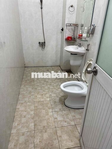 CHÍNH CHỦ CẦN TIỀN BÁN GẤP CĂN NHÀ 2 LẦU TẠI KDC VIỆT SING