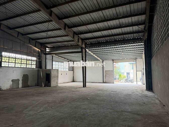 Cho Thuê Kho Xưởng 300m2 - 20tr Đường QL1A
