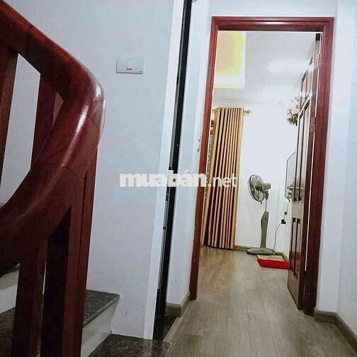 🔥 Nhà Đẹp Nguyễn Văn Cừ 30m - 2PN Chỉ 9 Triệu – Vào Ở Ngay!