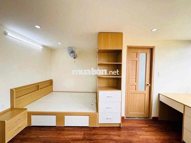 CHO THUÊ CHDV FULL NỘI THẤT ĐẸP, BAN CÔNG THOÁNG NHƯ HÌNH 5Tr5