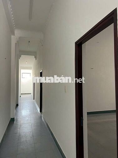 Cho thuê nhà nguyên căn 1 trệt 3 lau diện tich 173m