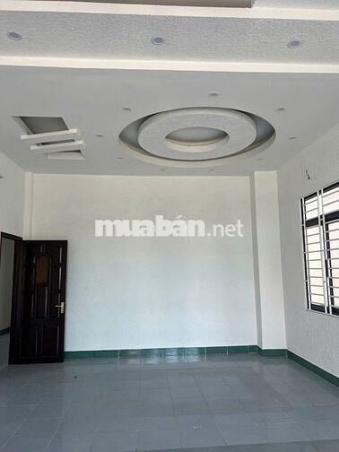 Cho thuê nhà nguyên căn 1 trệt 3 lau diện tich 173m