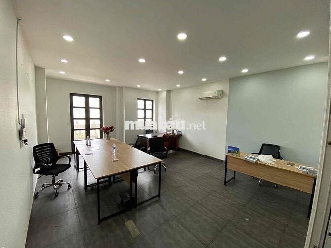 CHO THUÊ VĂN PHÒNG CITYLAND 100M2 CÓ HẦM ĐỂ XE FREE