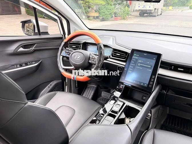 Hyundai Custin 1.5 Turbo Bản Full Option