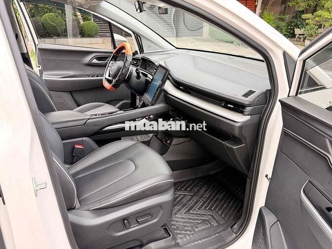 Hyundai Custin 1.5 Turbo Bản Full Option