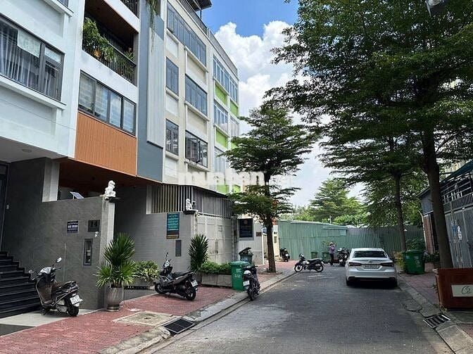 Nền 100m2 giá 1,6 tỷ gần bến xe Quận 8 