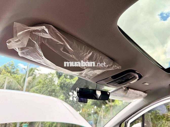 Hyundai Custin 1.5 Turbo Bản Full Option