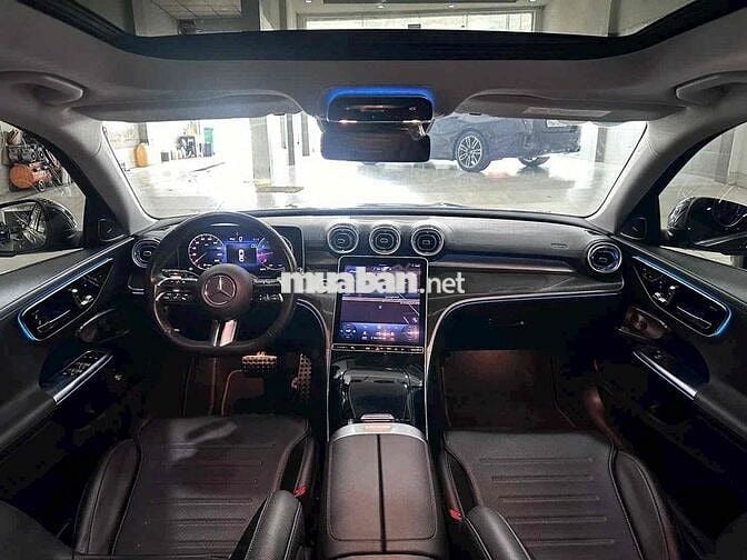 Mercedes C300 AMG V1 2023 Lướt 35.000km Siu Đẹp