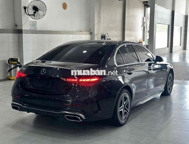 Mercedes C300 AMG V1 2023 Lướt 35.000km Siu Đẹp
