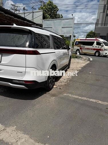 Kia Carnival Luxury 2023 chạy 58nkm