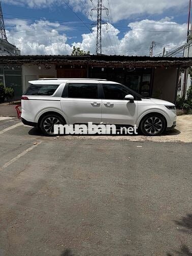 Kia Carnival Luxury 2023 chạy 58nkm