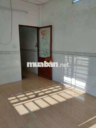 bán nhà gác đổ suốt 4×7 trên dưới điều có vệ sinh